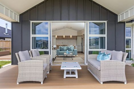 Photo of property in 5 Onerere Drive, Whitianga, 3510