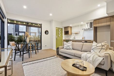 Photo of property in 22 Mollusc Road, Hobsonville, Auckland, 0616