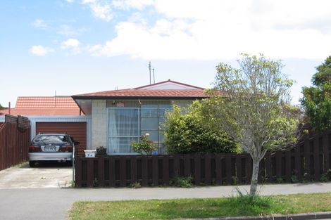 Photo of property in 7a Lamorna Road, Parklands, Christchurch, 8083