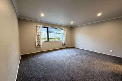 Photo of property in 27 Moonsail Drive, Whitby, Porirua, 5024