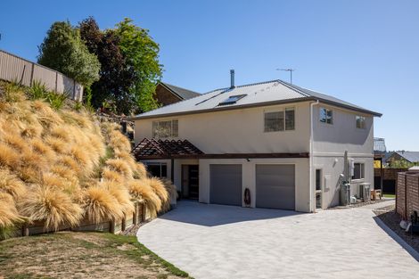 Photo of property in 3a Aronui Road, Bridge Hill, Alexandra, 9320