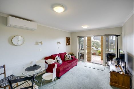 Photo of property in 76a Churchill Drive, Taradale, Napier, 4112