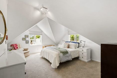 Photo of property in 1/12a Moore Street, Hillcrest, Auckland, 0627