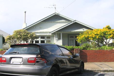 Photo of property in 17 Freyberg Street, Lyall Bay, Wellington, 6022