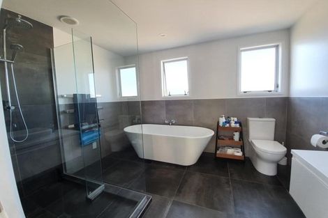 Photo of property in 1 Jayne Place, Torbay, Auckland, 0630