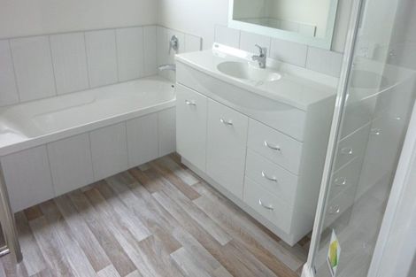 Photo of property in 40 Highgrove Place, Bethlehem, Tauranga, 3110