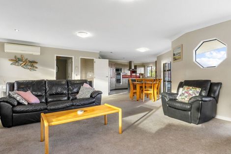 Photo of property in 761 Acacia Bay Road, Acacia Bay, Taupo, 3330
