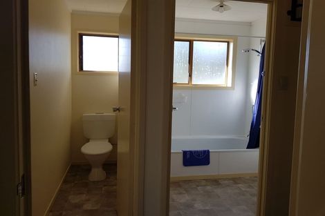 Photo of property in 3/3204 Great North Road, New Lynn, Auckland, 0600