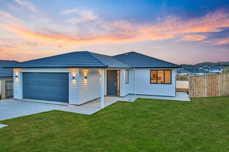 Photo of property in 25 Helenvale Crescent, Pokeno, 2402