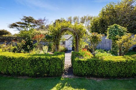 Photo of property in 15 Rod Syme Place, Hawera, 4610