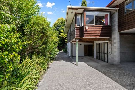 Photo of property in 3/72 Lake Road, Northcote, Auckland, 0627