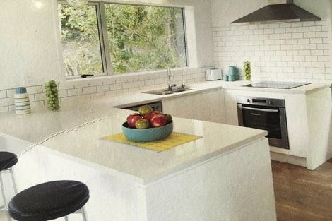 Photo of property in 23 The Drive, Titirangi, Auckland, 0604