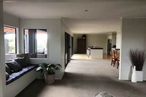 Photo of property in 470 Porangahau Road, Waipukurau, 4282