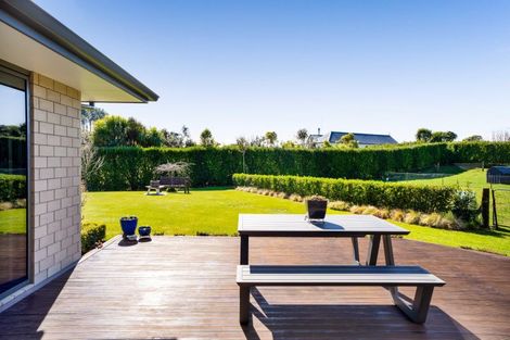 Photo of property in 1108c Egmont Road, Egmont Village, New Plymouth, 4372