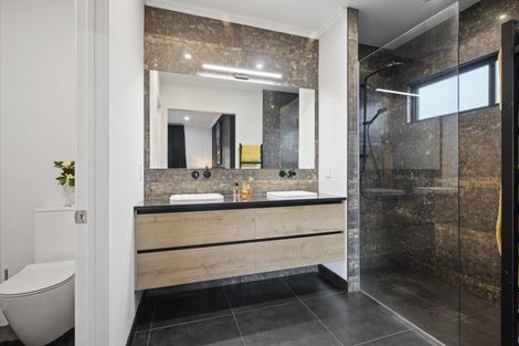 Photo of property in 19 Lawrence Carter Drive, Bombay, 2675
