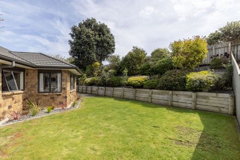 Photo of property in 33 Gandalf Crescent, Paraparaumu, 5032