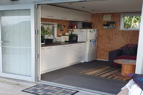 Photo of property in 15 Kowhai Place, Tuateawa, Coromandel, 3583