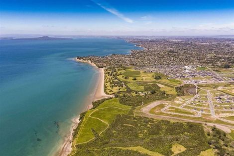 Photo of property in 169 Te Oneroa Way, Long Bay, Auckland, 0630