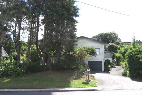 Photo of property in 2/812 Beach Road, Browns Bay, Auckland, 0630