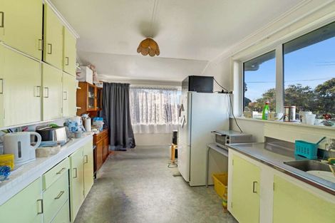 Photo of property in 15 Churchill Crescent, Tawhero, Whanganui, 4501