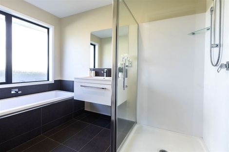 Photo of property in 18 Mclendon Green, Belfast, Christchurch, 8051