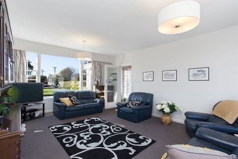 Photo of property in 127 Hamilton Avenue, Ilam, Christchurch, 8041