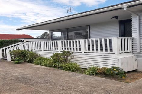 Photo of property in 2/127 Portage Road, New Lynn, Auckland, 0600