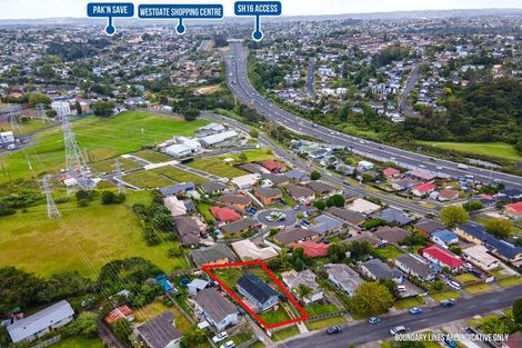 Photo of property in 15 Doone Place, Massey, Auckland, 0614