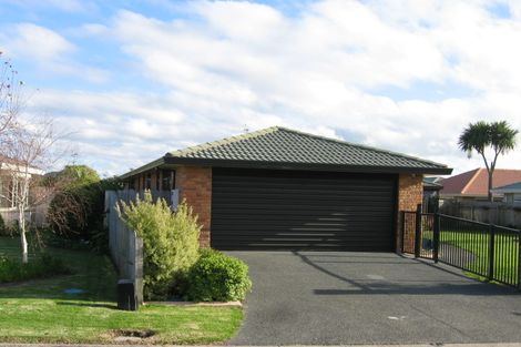 Photo of property in 7 Judd Place, Orewa, 0931