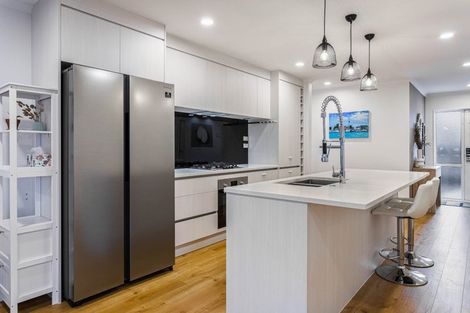Photo of property in 16 Verdot Close, Kumeu, 0810
