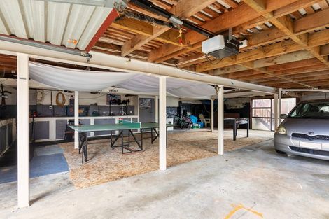 Photo of property in 11 Terra Nova Street, Glen Eden, Auckland, 0602