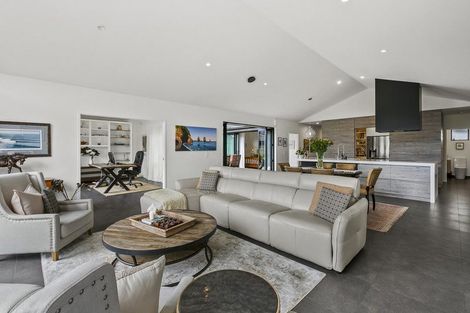 Photo of property in 49b Links Drive, Waiwhakaiho, New Plymouth, 4312