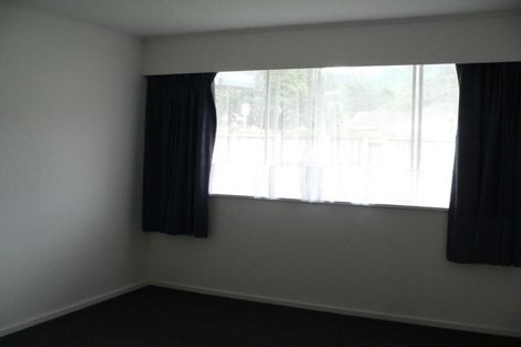 Photo of property in 1/246 Main Road, Tawa, Wellington, 5028