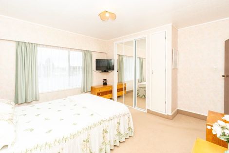 Photo of property in 51 Resthill Crescent, Glenview, Hamilton, 3206