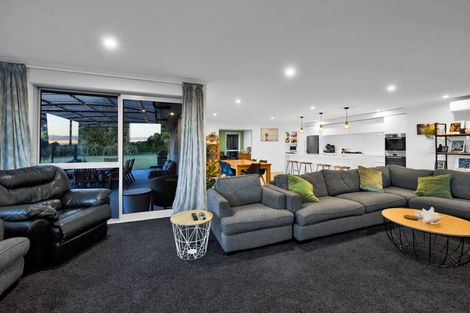 Photo of property in 54 Denby Road, Hawera, 4672