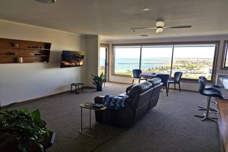 Photo of property in 24 Scott Street, Moturoa, New Plymouth, 4310