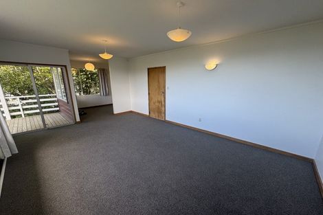 Photo of property in 13-13a Espin Crescent, Karori, Wellington, 6012