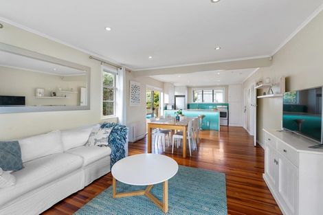 Photo of property in 64 Newington Road, Henderson, Auckland, 0612