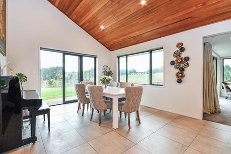 Photo of property in 48a Sinclair Road, Ararimu, Drury, 2579