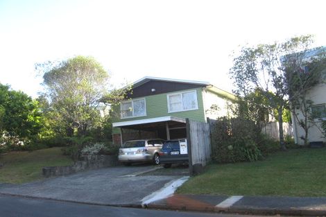 Photo of property in 3 Philip Place, Hillcrest, Auckland, 0627