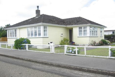 Photo of property in 4 Duke Street, Pahiatua, 4910