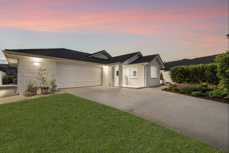 Photo of property in 19 Popata Close, Papamoa Beach, Papamoa, 3118