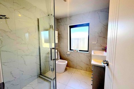 Photo of property in 1 Hard Beech Street, Takanini, 2110