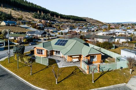 Photo of property in 39 Hazlett Street, Clyde, 9330