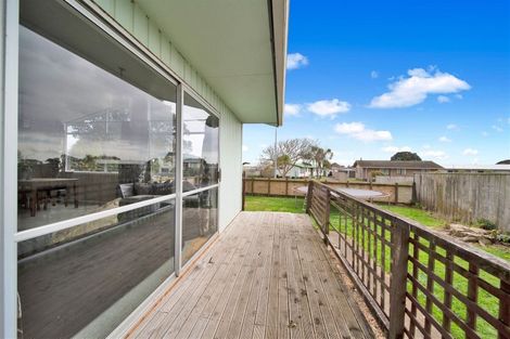 Photo of property in 3 Trimble Place, Bell Block, New Plymouth, 4312