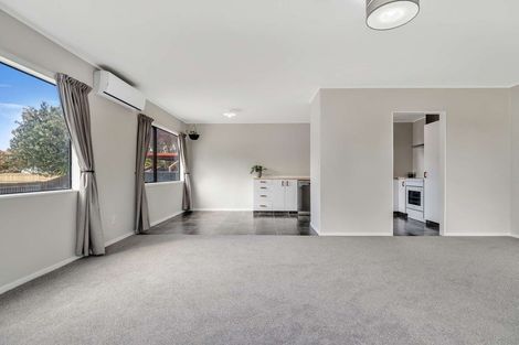 Photo of property in 14b Titoki Place, Edgecumbe, 3120