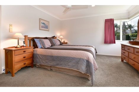 Photo of property in 2/31 Alice Avenue, Orewa, 0931