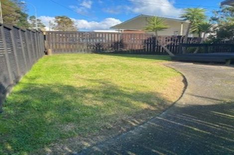 Photo of property in 14 Lanigan Street, Birkdale, Auckland, 0626