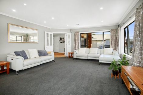 Photo of property in 27b Vincent Street, Waterloo, Lower Hutt, 5011