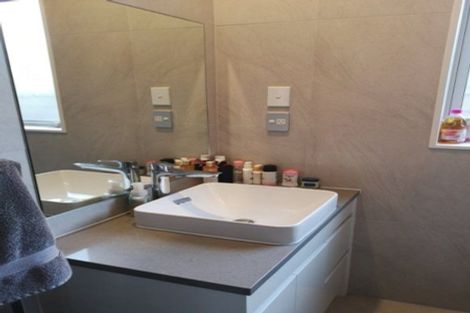 Photo of property in 3 Carrygawley Road, Flat Bush, Auckland, 2019